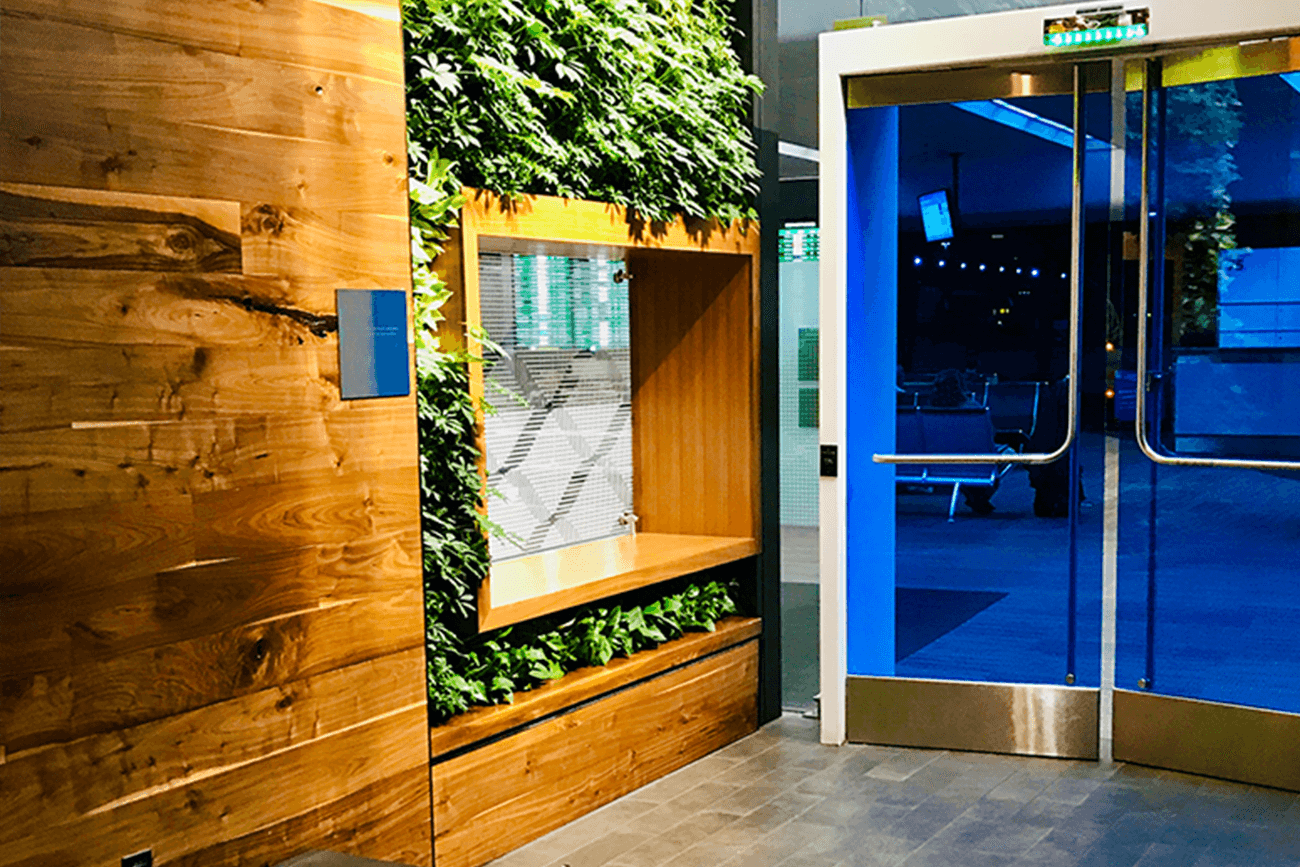 Top 3 Things You Need to Cruise Through the Airport Like a VIP
