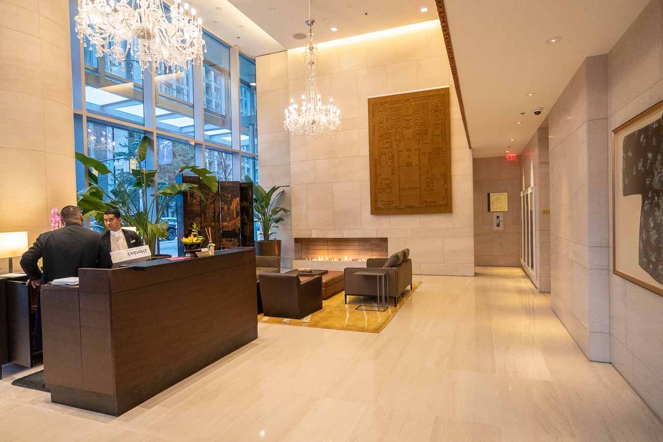 lobby shangri-la vancouver