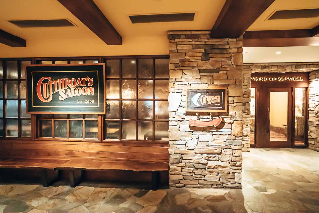 dining at Hyatt Regency Lake Tahoe