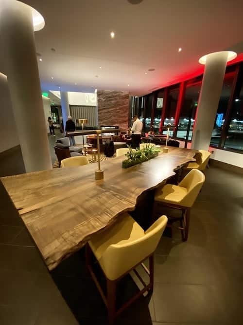 Grand Hyatt SFO bar