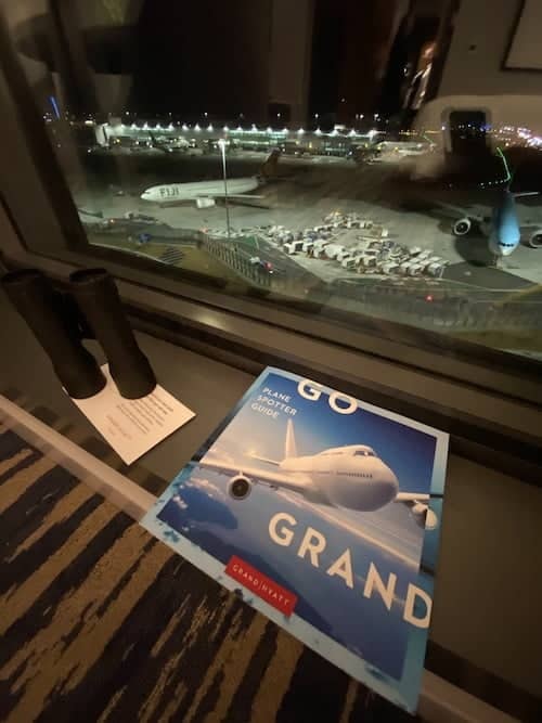 runway king view of planes