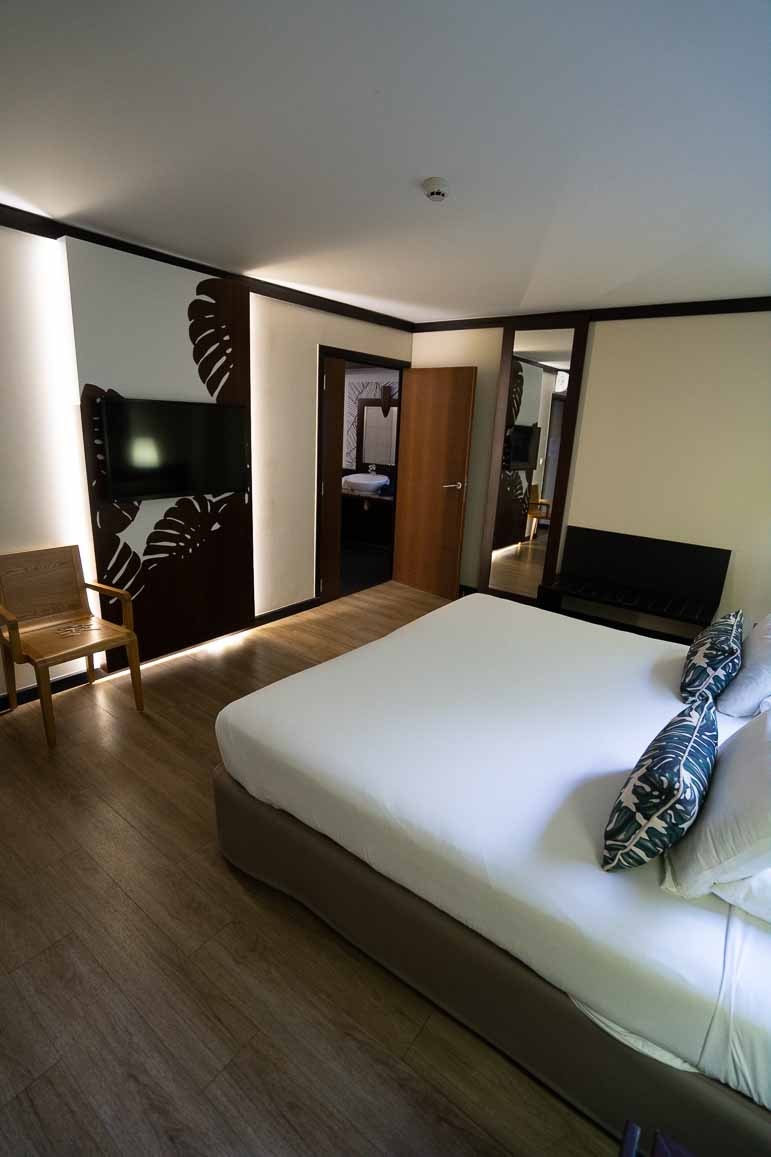 oceanfront one bedroom tahiti pearl beach resort