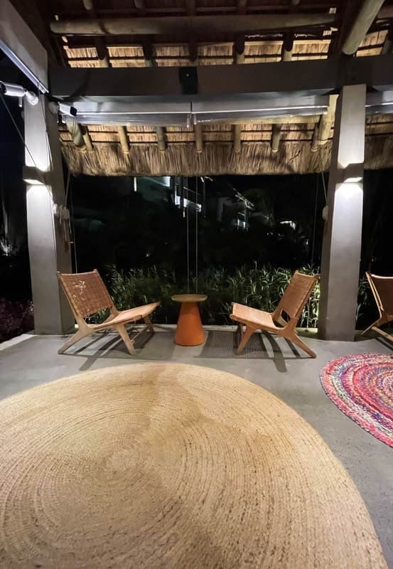 sunrise attitude seating area