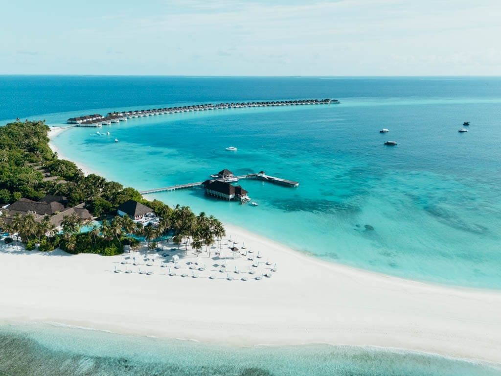 Hotel Review: Finolhu Maldives